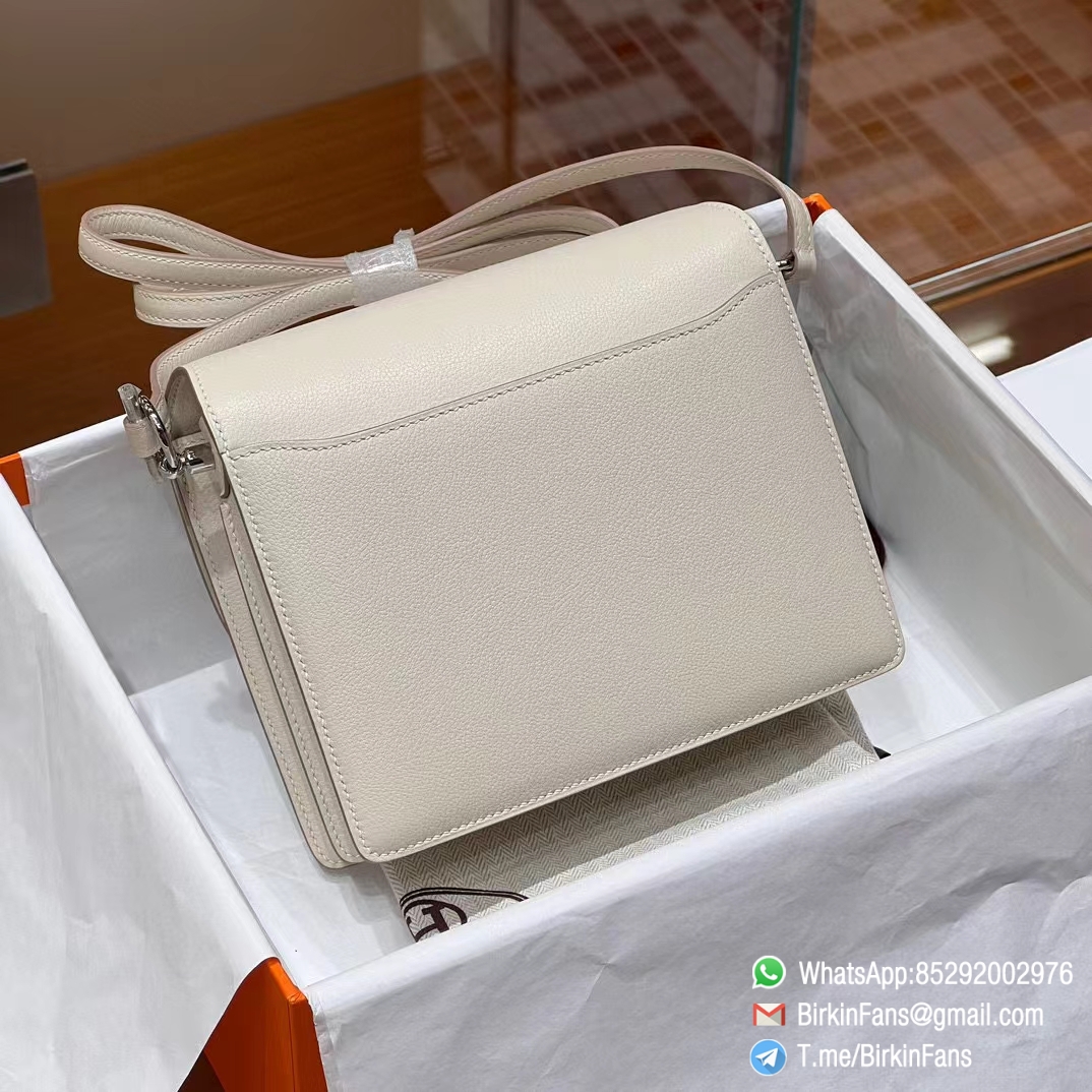 High Quality Replica Hermes Roulis 23 Bag Craie Chalk 10 Gold Plaque 3 High Quality Replica Hermes Roulis 23 Bag Craie Chalk 10 Gold Plaque 3
